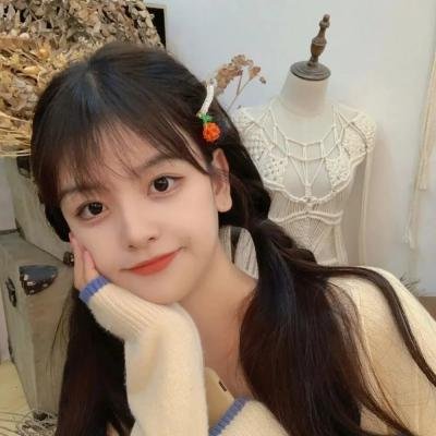 黑夜中的玻璃人偶